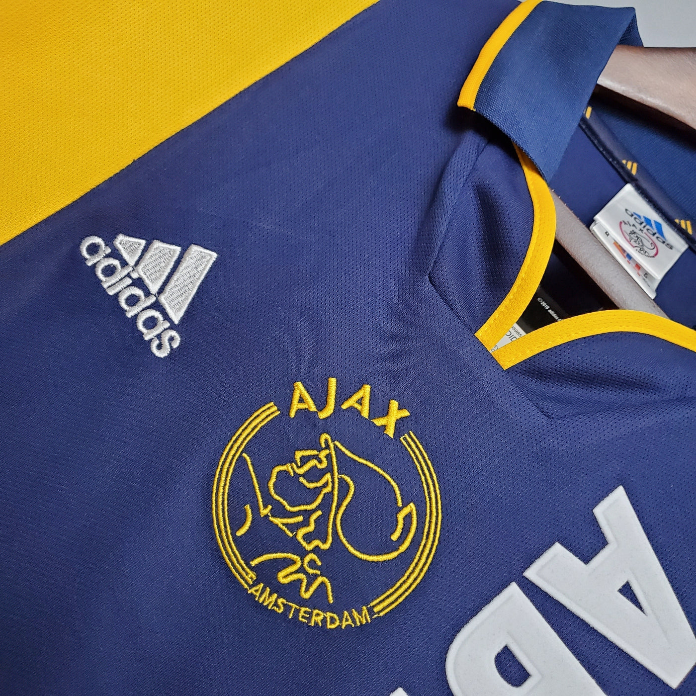 AJAX III 00/01 HOMBRE (RETRO) - Vitrine Futebolística