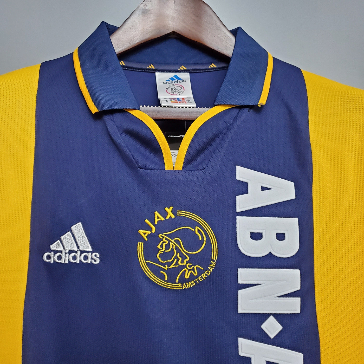 AJAX III 00/01 HOMBRE (RETRO) - Vitrine Futebolística