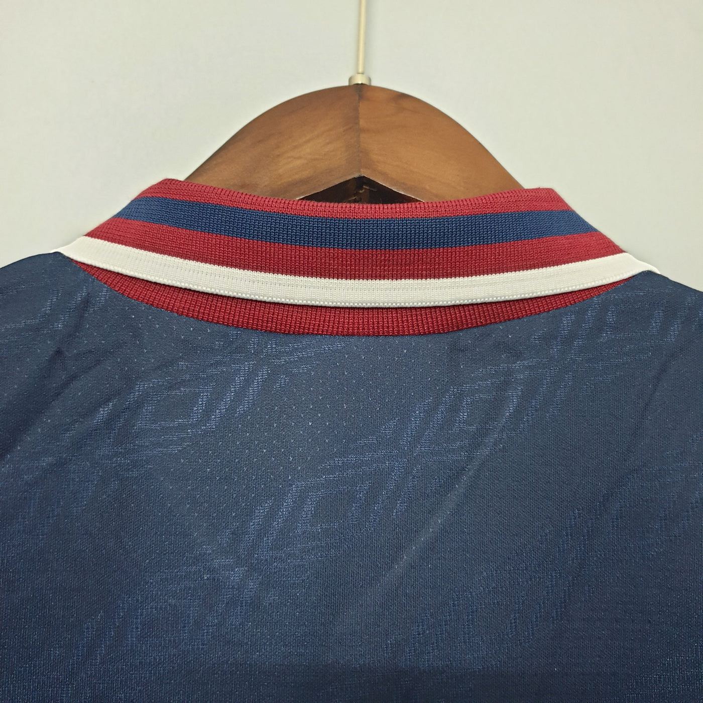 AJAX III 95/96 HOMBRE (RETRO) - Vitrine Futebolística